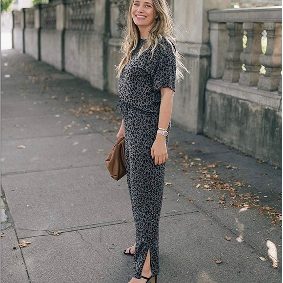 The Drop Women's Grey Animal Print by Grace Atwood - Picture 1 of 6